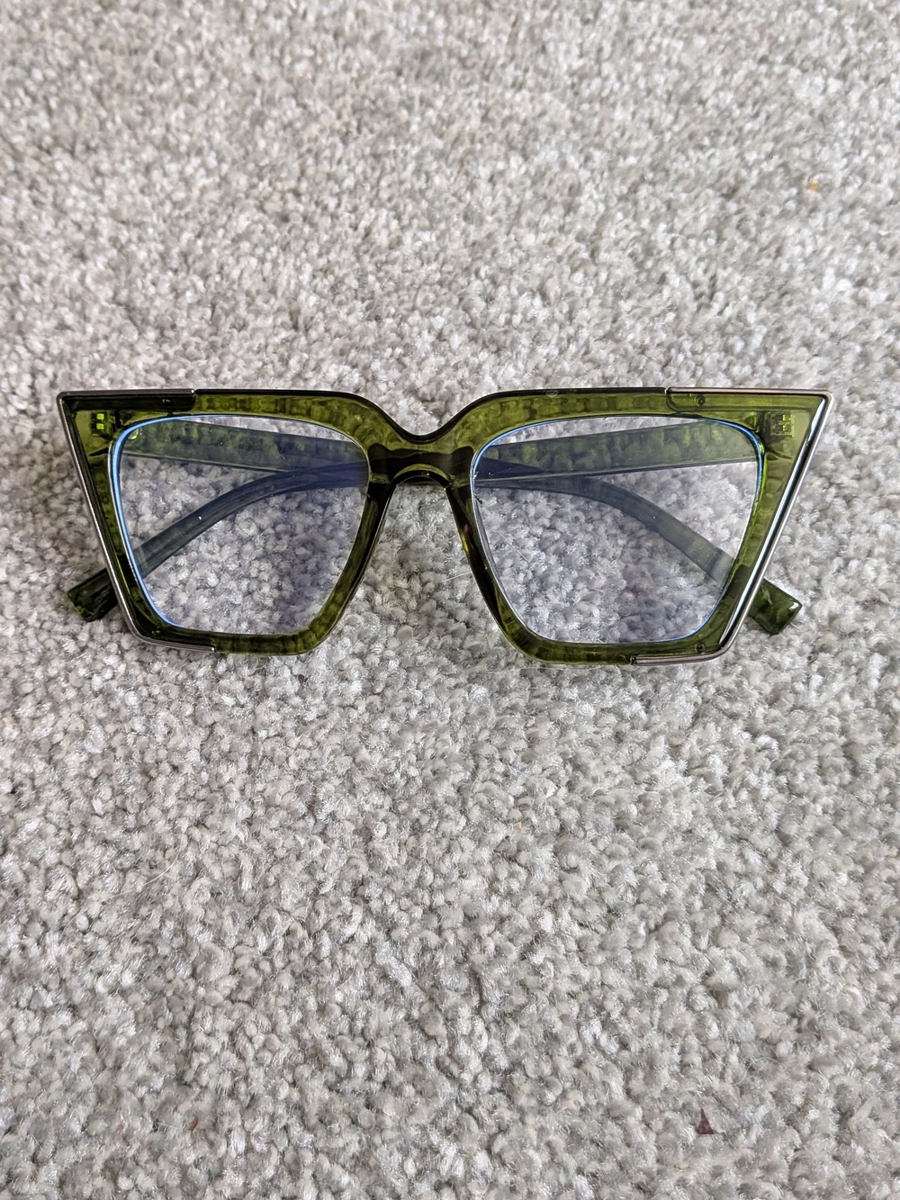 SHEIN Olive Green Oversized Cat-Eye Glasses